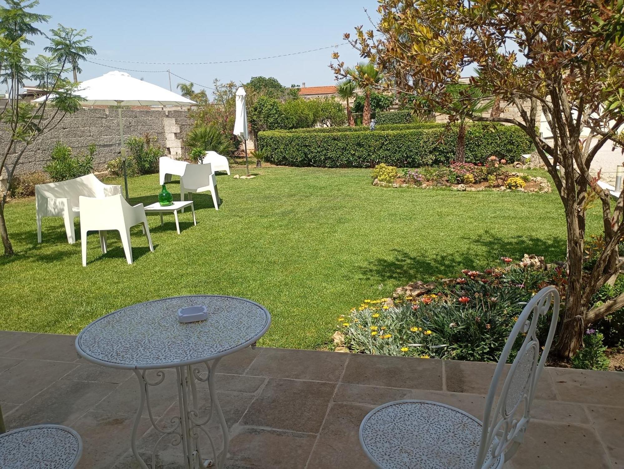 Li Curti B&B Melissano Exteriér fotografie